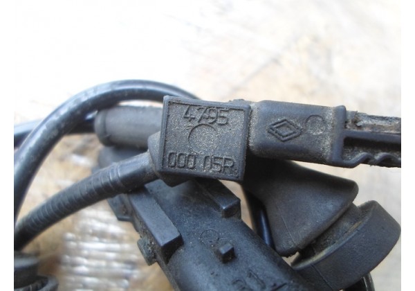датчик ABS, передній Renault Clio III, Modus, 8200195825